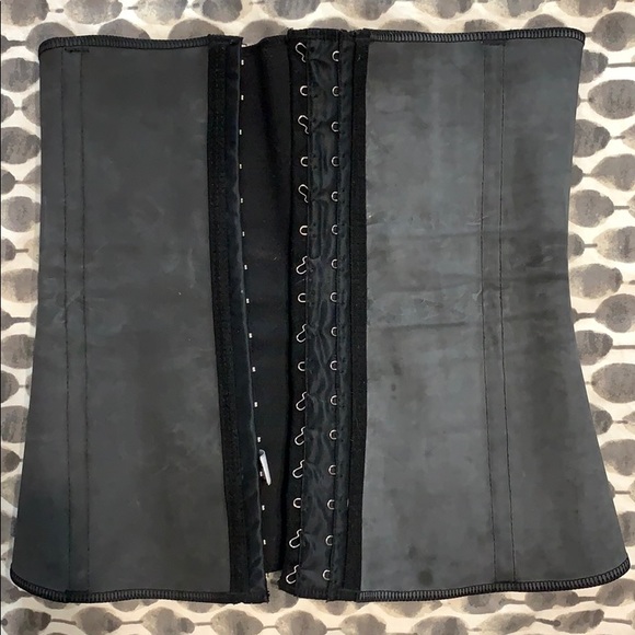 Amia Rubber Latex and Cotton Waist Trainer - Picture 3 of 5